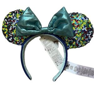 2022 blue sequin minnie ears